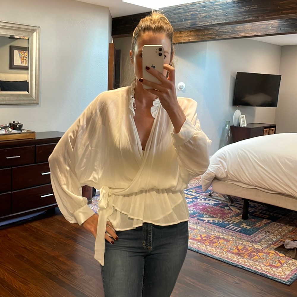 NWOT Zara white blouse with tie